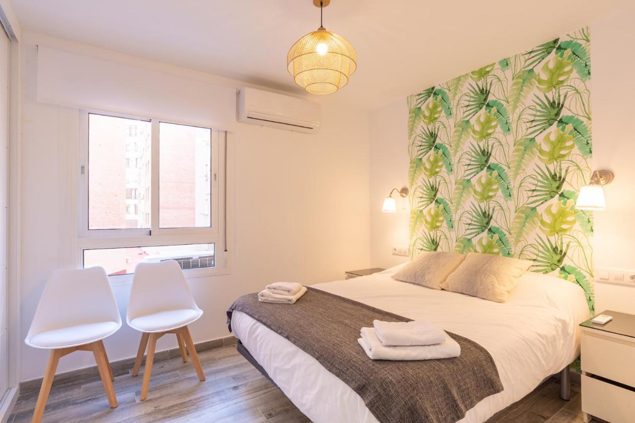 Faro, Bonito Apartamento En La Malagueta Malaga Luaran gambar