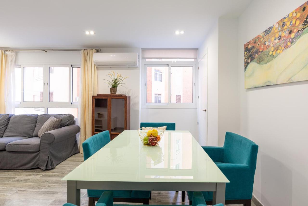 Faro, Bonito Apartamento En La Malagueta Malaga Luaran gambar