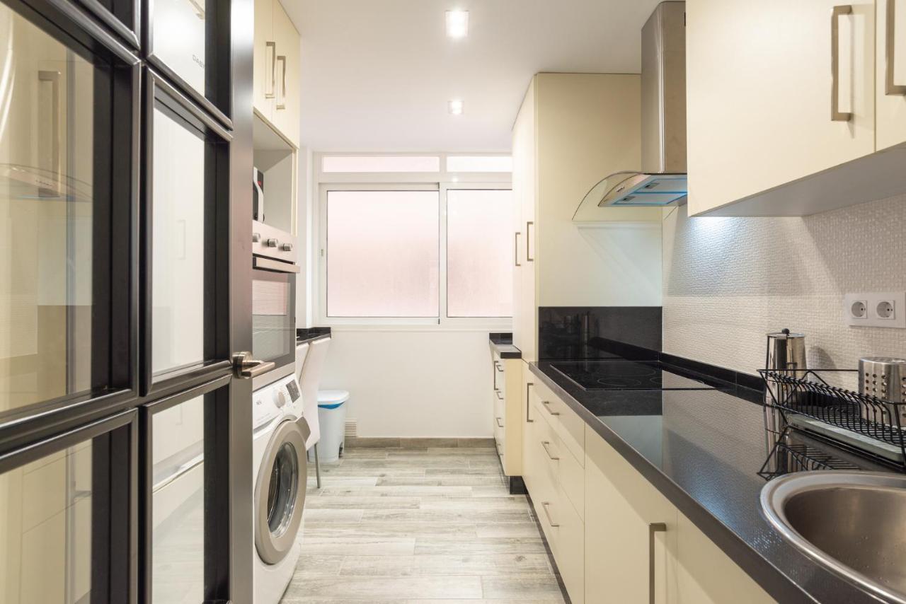 Faro, Bonito Apartamento En La Malagueta Malaga Luaran gambar