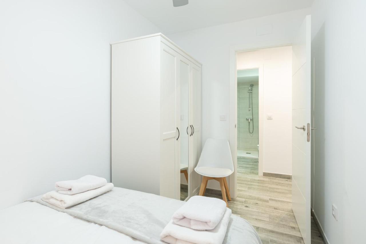 Faro, Bonito Apartamento En La Malagueta Malaga Luaran gambar