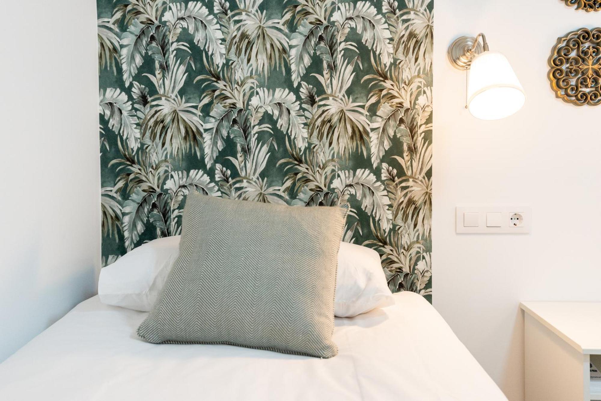Faro, Bonito Apartamento En La Malagueta Malaga Luaran gambar